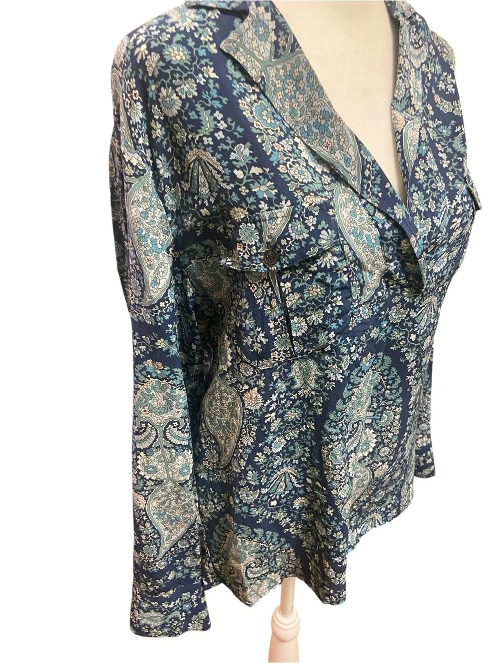 J. Crew Women’s Washable 100% Silk Popover Blouse Oversized Paisley Blue Size M